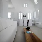 شقة فندقية إيناون فيلاز 4*