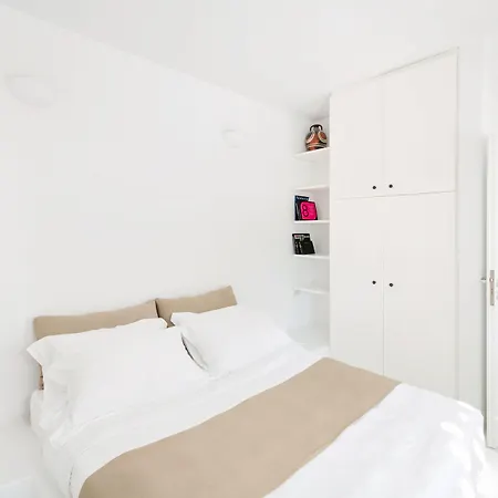 Apartahotel Aenaon Imerovigli (Santorini)