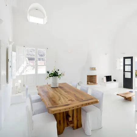 Apartahotel Aenaon Imerovigli (Santorini)