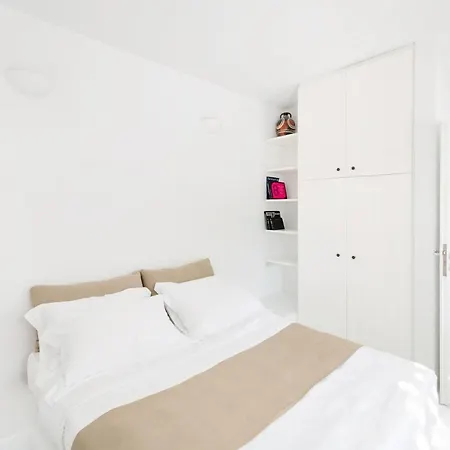 شقة فندقية إيناون فيلاز 4*