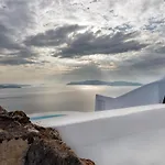 Aenaon Lägenhetshotell 4*