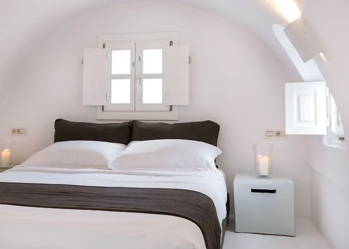 Aenaon Lägenhetshotell Imerovigli (Santorini)